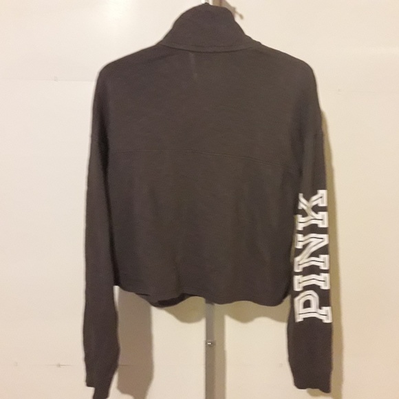 Victoria Secret Quarter Snap Cropped Varsity Sweat - Picture 3 of 3